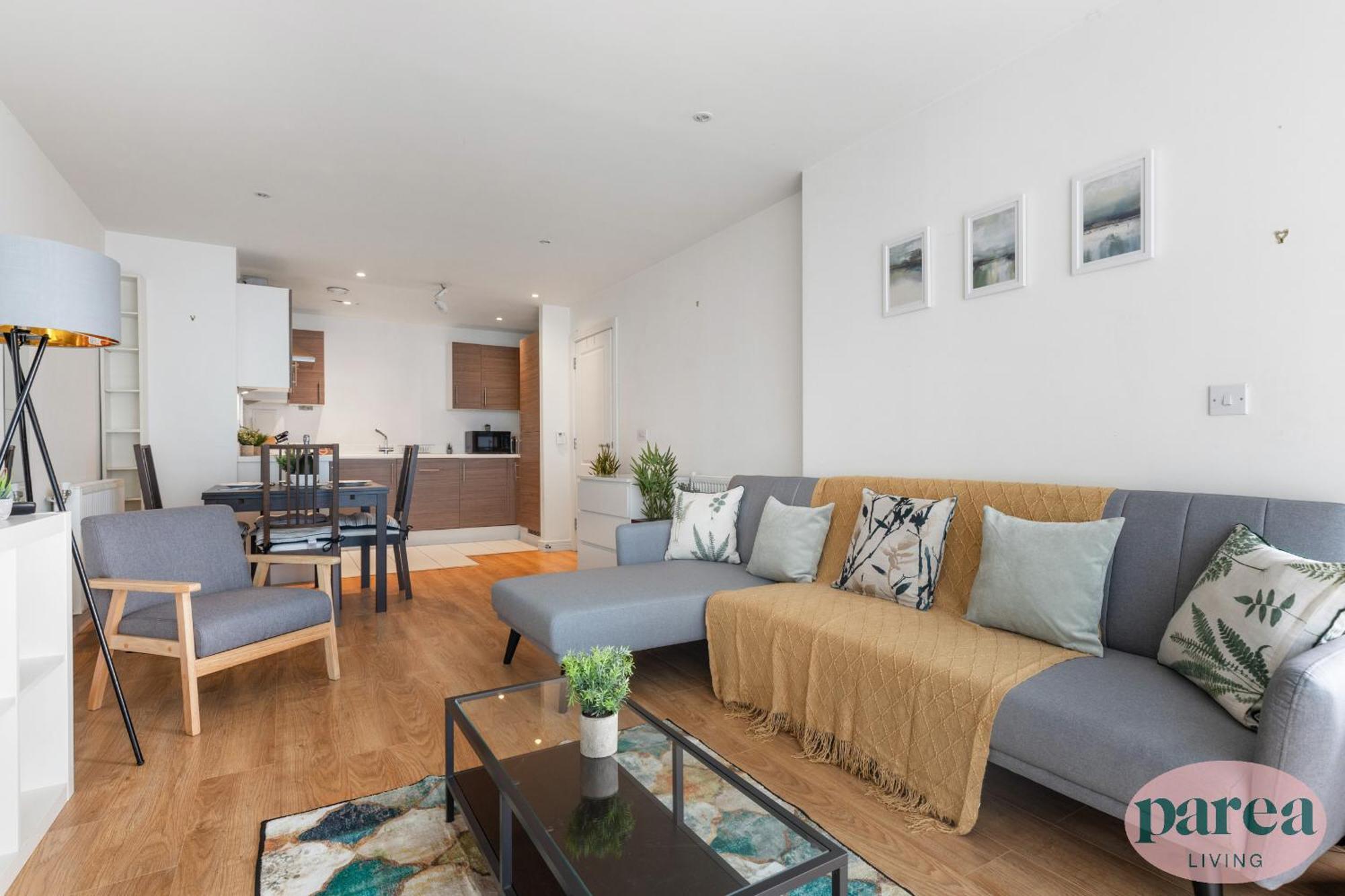 Appartamento Parea Living - Colorful North With Balcony Views *